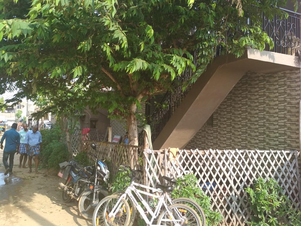 Mayuram Homestay Хампи Экстерьер фото